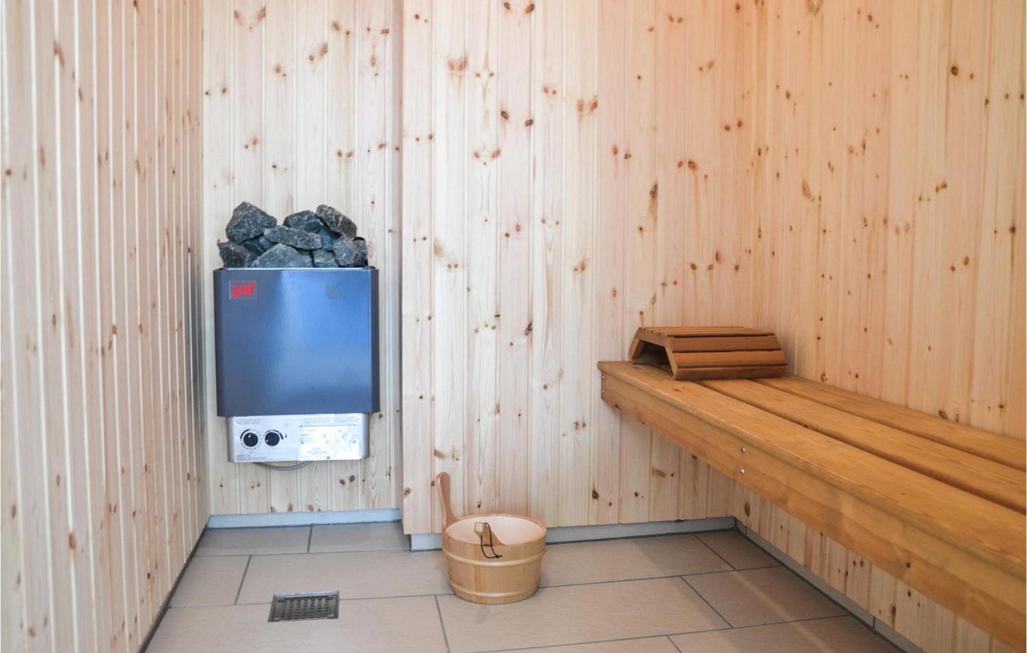 Stunning Home In Gilleleje With Sauna Exterior photo
